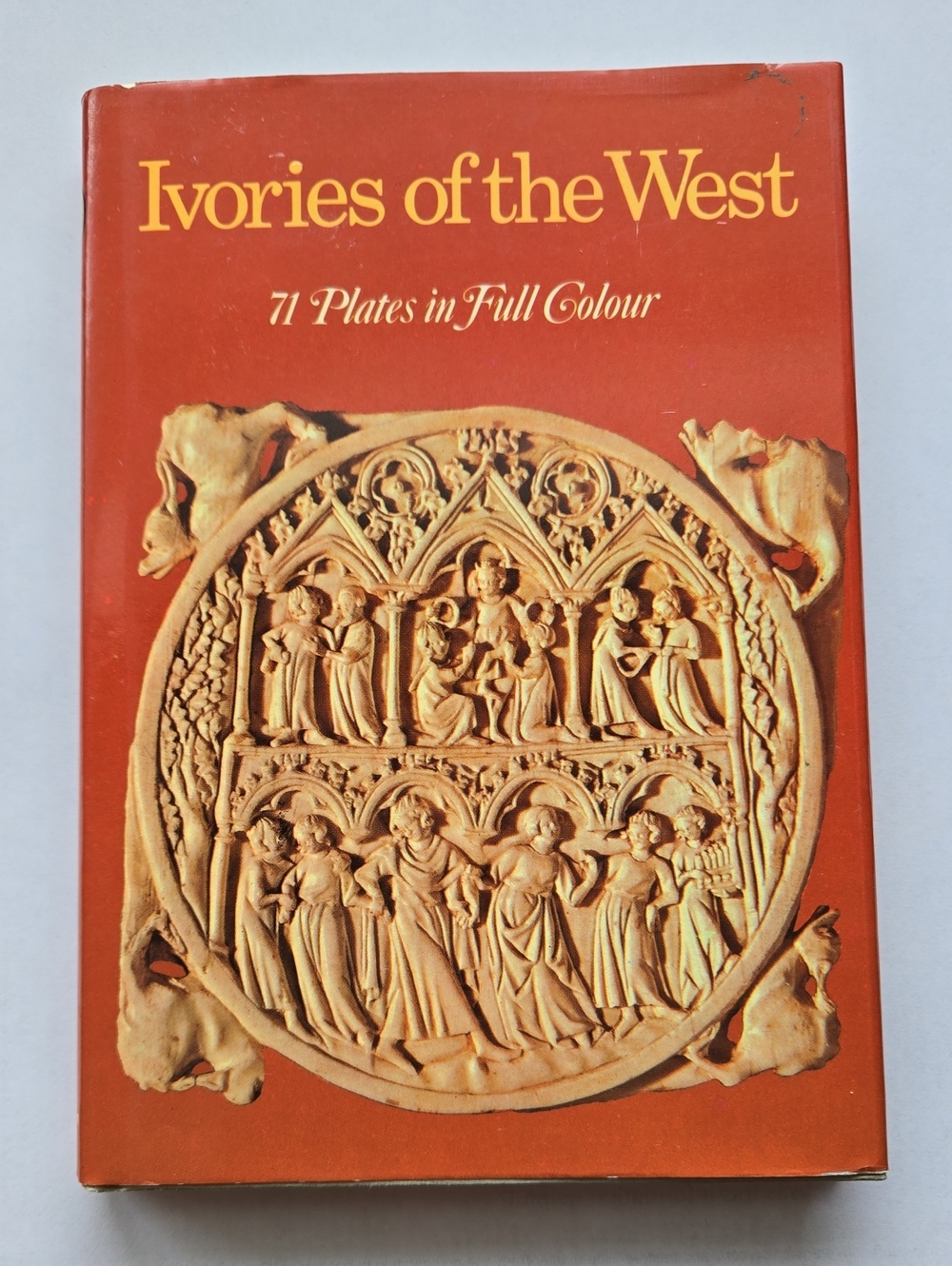 Vintage Guide Reference Book' Ivories of the West' Art History